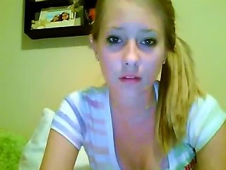 Gorgeous Blonde Teen  In A Sexy Webcam Vid
